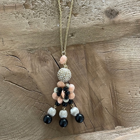 Ann Taylor necklace - Picture 2 of 4